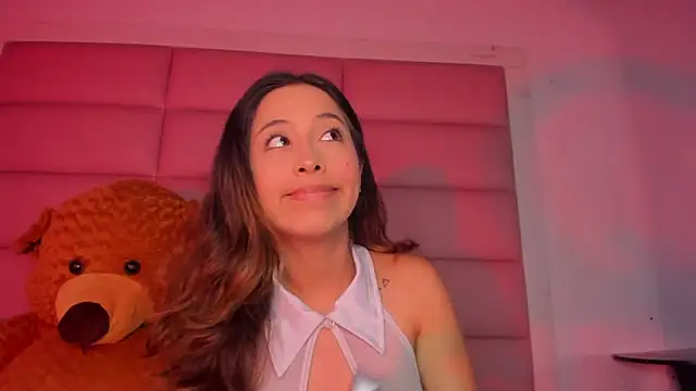 little-Emma online show from November 12, 11:03 pm