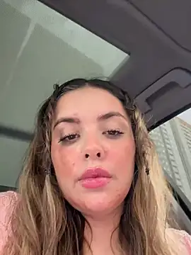 Alirawrz online show from May 11, 4:04 pm
