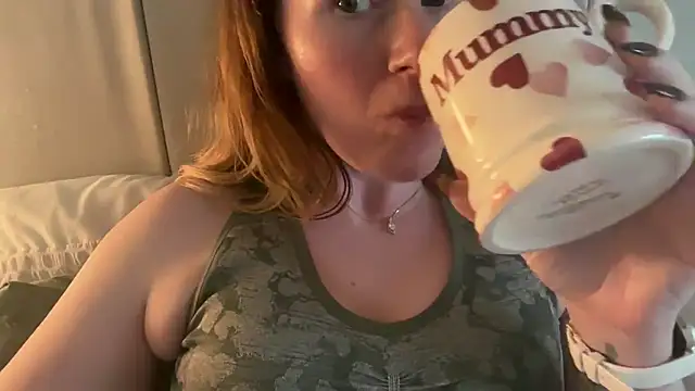 redheadrosie69 online show from February 6, 10:29 am