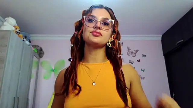 caroline jonson online show from November 15, 9:38 pm