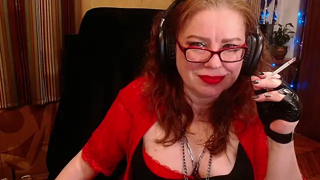 Snapshot of Miss_Tress chatting on October 8, 11:53 pm Miss Tress online show from October 8, 11:53 pm