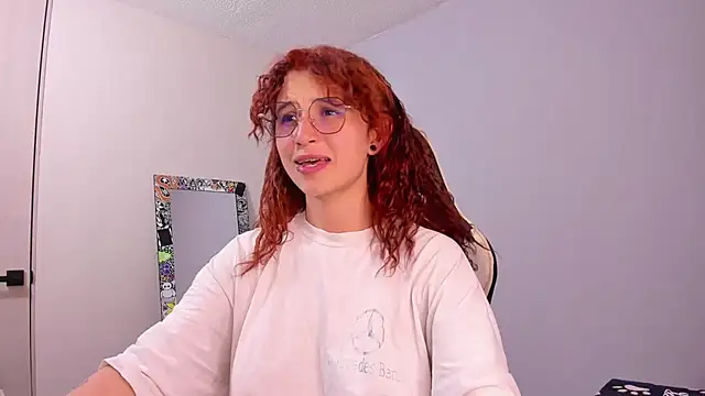 valentina 27 online show from March 14, 6:58 am