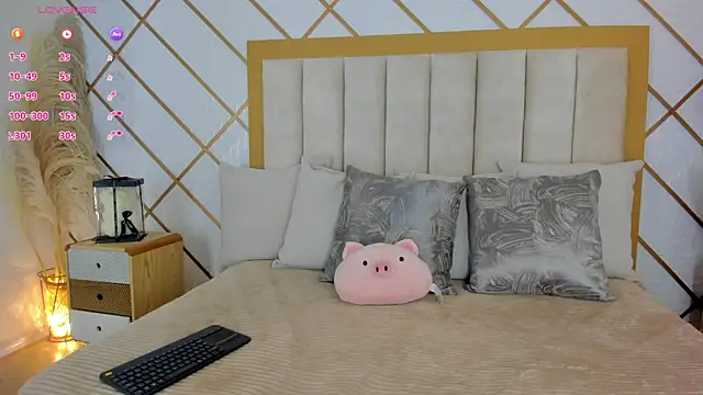 Snapshot of TamyHoney chatting on October 1, 11:31 pm TamyHoney online show from October 1, 11:31 pm