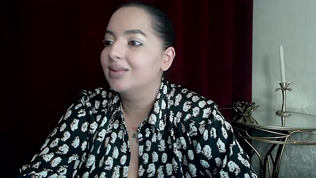 BustyAllyy online show from February 7, 11:30 pm