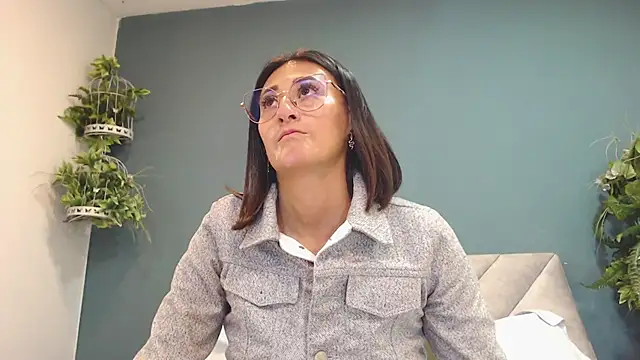 SharisWillian online show from December 18, 4:06 am