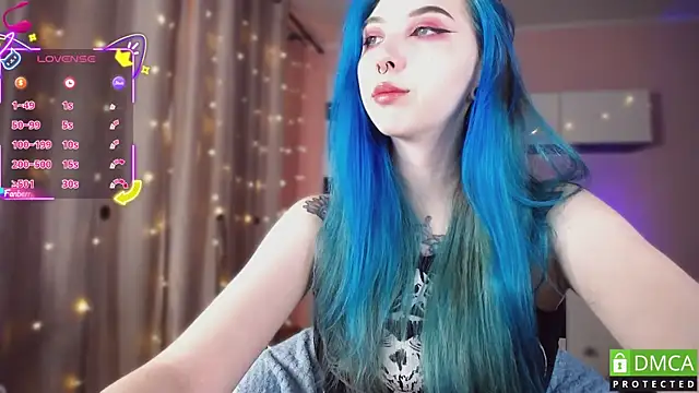 Snapshot of JustMeowGirl chatting on October 11, 4:06 am JustMeowGirl online show from October 11, 4:06 am