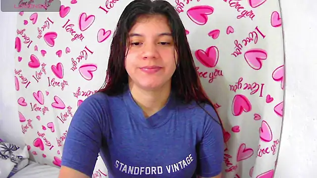 Snapshot of lynieh- chatting on September 19, 8:30 pm lynieh- online show from September 19, 8:30 pm