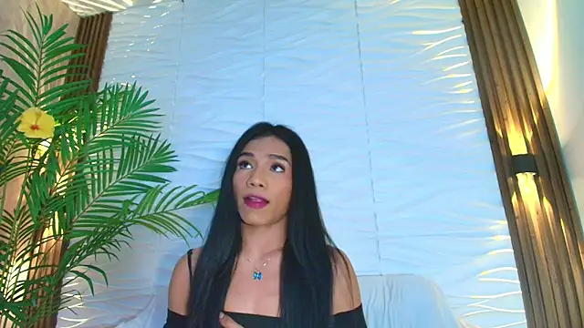 Snapshot of kimberly_Gonzalez1 chatting on October 2, 3:44 am kimberly Gonzalez1 online show from October 2, 3:44 am