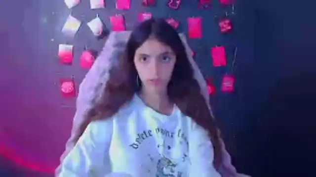 Aishell  online show from October 30, 1:12 pm