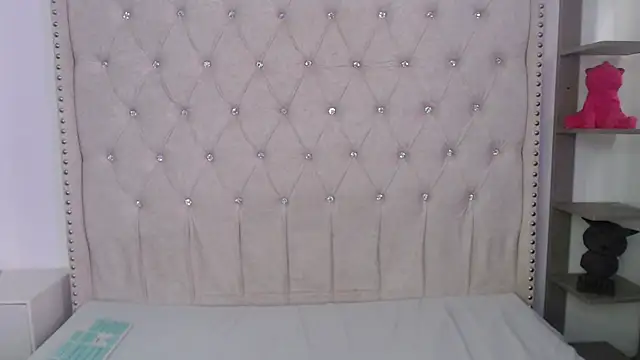 Abril Squirt online show from January 9, 10:14 pm