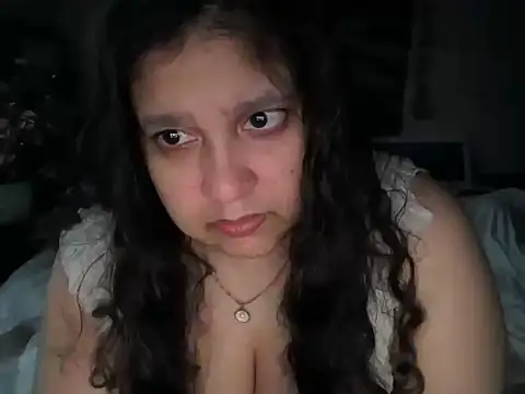 MelanieFawker online show from October 25, 2:14 pm