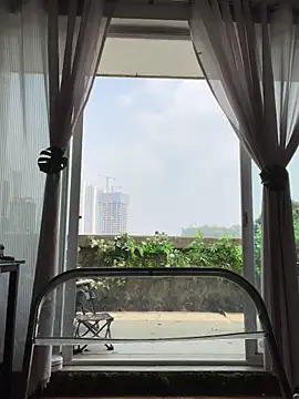 Eliza-E online show from April 19, 2:55 am