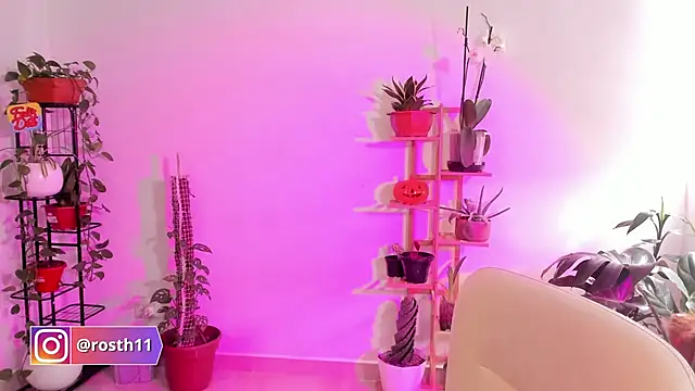 rossth1 online show from November 14, 8:53 pm