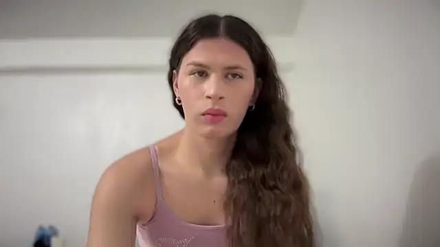 JaxcyVelez online show from September 14, 8:51 pm