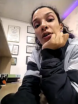 rebekka simpson online show from February 27, 10:31 pm