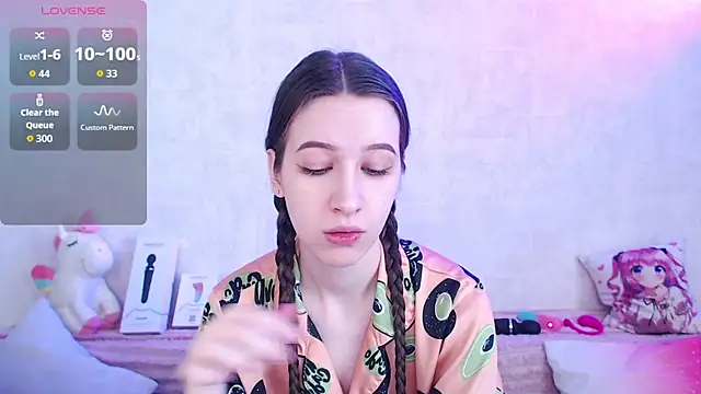 ur kitty   online show from February 13, 5:31 am