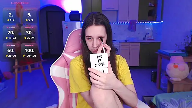 ur kitty   online show from April 11, 1:04 pm