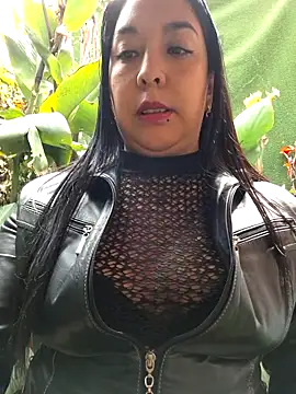 Bella keny online show from October 7, 7:07 pm