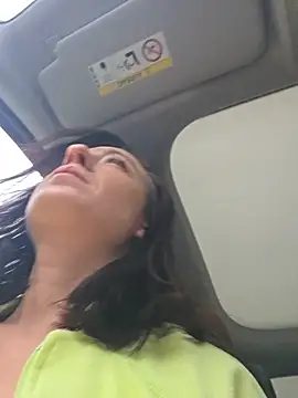 lovewildguy1 online show from November 24, 7:10 am