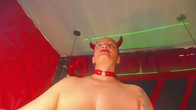 Taylor-hardcore online show from January 19, 2:57 pm