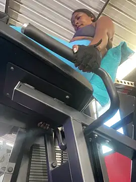 Berry Bans online show from September 26, 5:43 pm