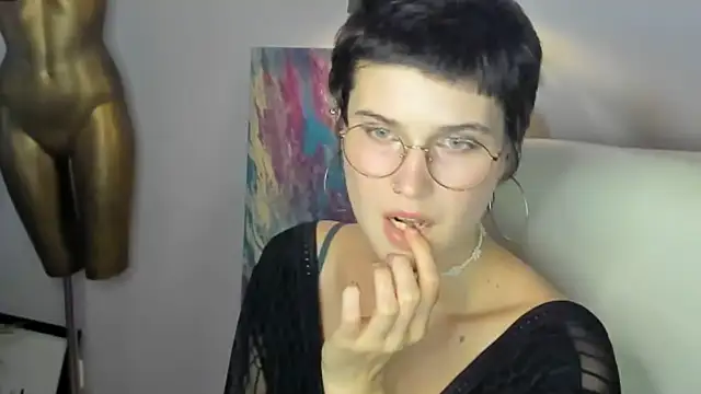 Snapshot of sarah_perfect chatting on September 14, 1:42 pm sarah perfect online show from September 14, 1:42 pm