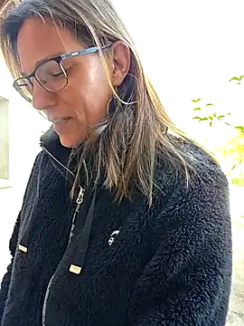 SpiceLea online show from March 27, 8:48 am