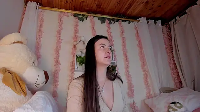 Idara and Edahi01 online show from October 4, 1:44 am