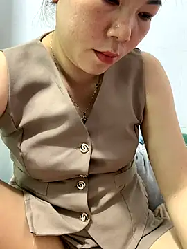 Baby-bigtits online show from September 13, 3:47 am