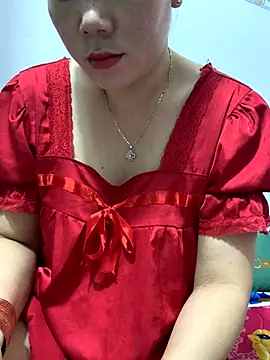 Baby-bigtits online show from October 27, 11:32 pm