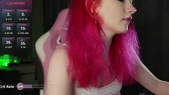 Snapshot of joyhannahh chatting on October 10, 9:31 pm joyhannahh online show from October 10, 9:31 pm