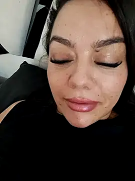 katherineFostel online show from January 31, 7:11 pm