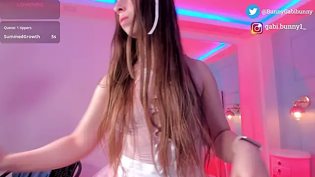 gabi bunny online show from February 12, 6:20 pm