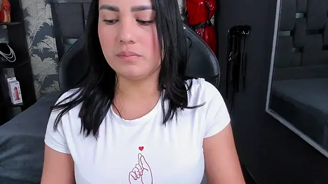 Cumming Tiffani online show from October 7, 12:42 pm