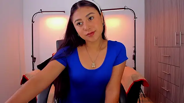 Snapshot of cloy_baby__ chatting on September 9, 11:43 am cloy baby online show from September 9, 11:43 am