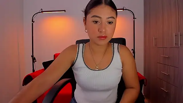 Snapshot of cloy_baby__ chatting on October 2, 11:26 am cloy baby online show from October 2, 11:26 am