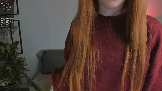 Freckle Diyana online show from November 9, 9:44 pm