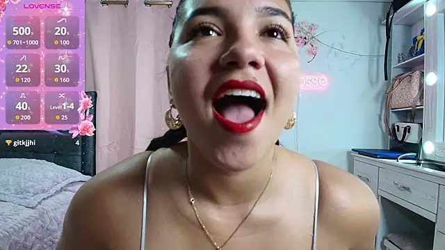 Snapshot of AnnaRosse1 chatting on September 13, 12:51 am AnnaRosse1 online show from September 13, 12:51 am
