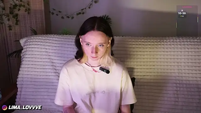 LimaLexxx online show from December 19, 5:27 pm