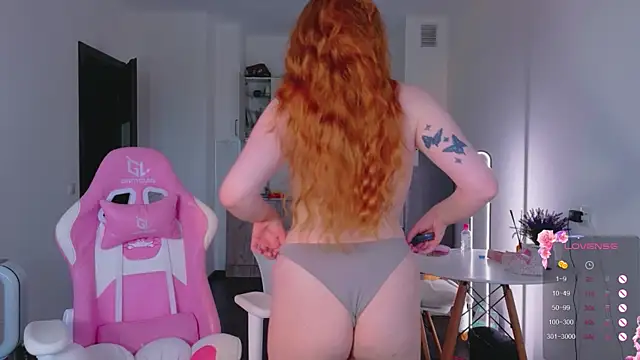 cinnabon girls online show from May 18, 4:24 pm