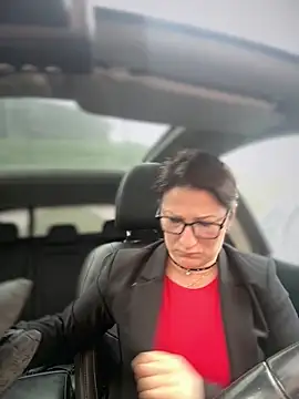 ZhenjaPoledance online show from April 14, 7:19 am