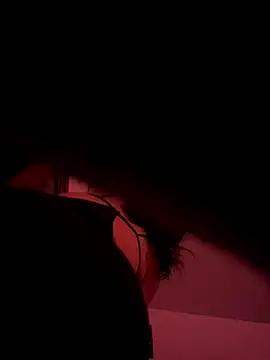 xmoira3x online show from December 14, 7:14 am