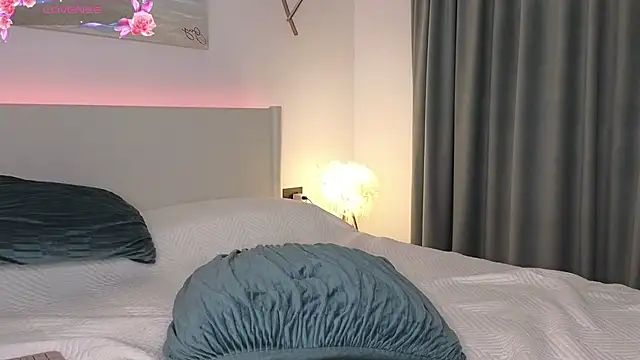 ReyaSophia online show from October 19, 10:23 pm