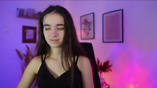 Gia Paige18 online show from October 26, 2:12 pm