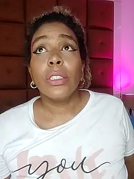 ELLA KELLY online show from October 26, 12:11 pm