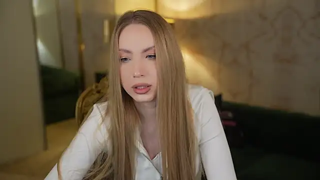 Linda054 online show from November 11, 8:28 pm