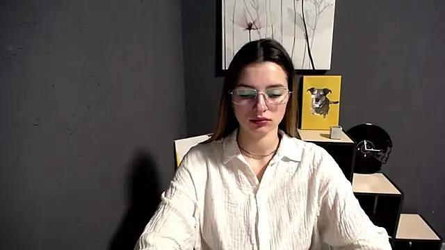 lady olivia  online show from February 5, 1:36 pm