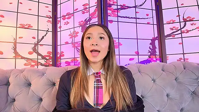 Victoria Adams14 online show from March 28, 9:09 am