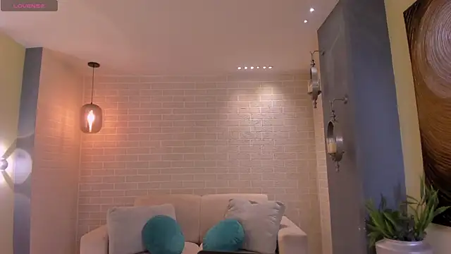 ValeriaRiveraX online show from September 21, 11:25 pm