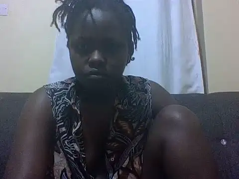 Sweetcecie01 online show from March 2, 10:37 pm